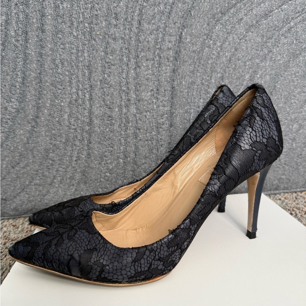 Valentino Garavani Black Lace Slip On Pointed Toe Heels Pumps Shoes Size 37 - Picture 3 of 17